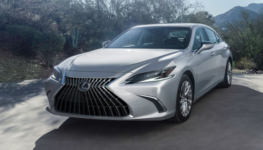 Lexus ES Hybrid 2024